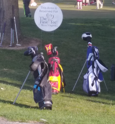 Golf Course «Locust Hill Golf Course», reviews and photos, 278 St Andrews Dr, Charles Town, WV 25414, USA