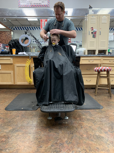 Barber Shop «All Pro Barbers», reviews and photos, 613 W Brandon Blvd, Brandon, FL 33511, USA