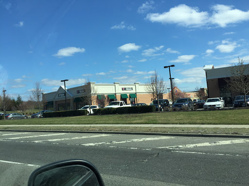 Cell Phone Store «T-Mobile», reviews and photos, 140 New Moriches Rd, Lake Grove, NY 11755, USA