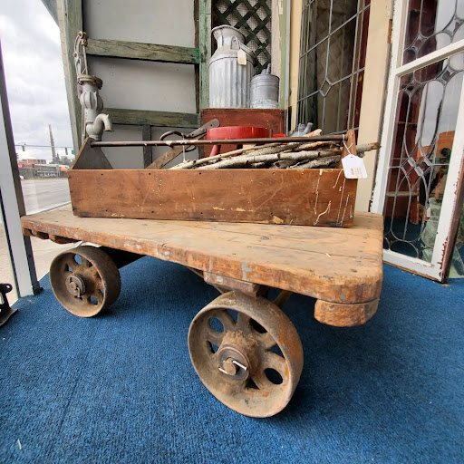 Building Materials Store «ReHouse Architectural Salvage», reviews and photos, 469 W Ridge Rd, Rochester, NY 14615, USA