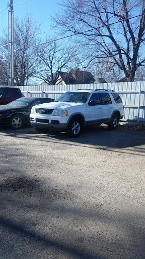 Car Dealer «Priced Right Used Cars», reviews and photos, 1103 S Broadway St, Wichita, KS 67211, USA