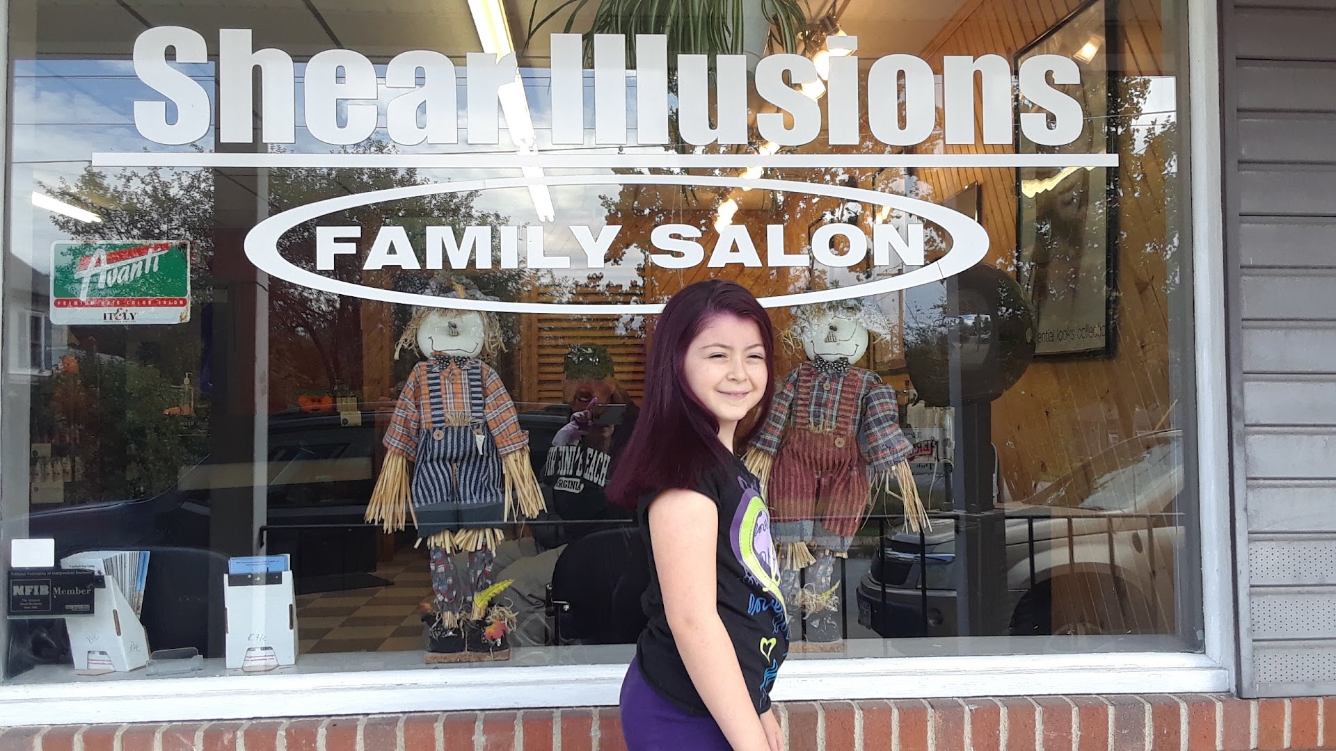 Shear Illusions Unisex Salon