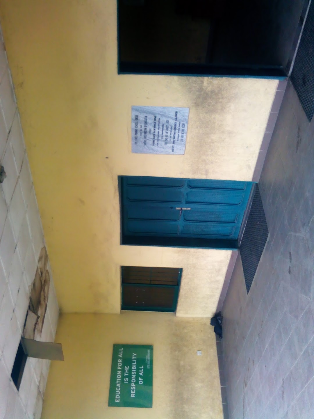 State Primary School, Eneka