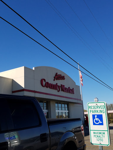 Grocery Store «County Market», reviews and photos, 109 W Jackson St, Attica, IN 47918, USA