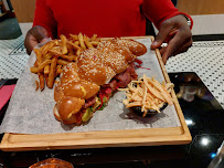 Hamburger du Restaurant américain Sloopy Jo à Lieusaint - n°9