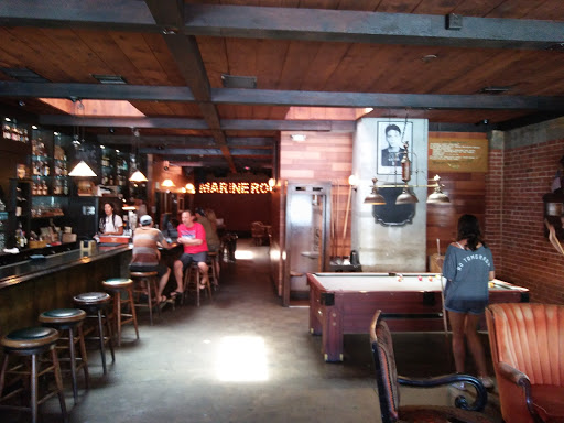 Bar «Marine Room Tavern», reviews and photos, 214 Ocean Ave, Laguna Beach, CA 92651, USA