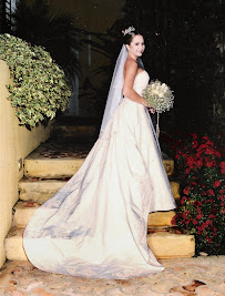 ZH Dresses and Alterations - Photo 1 - Car repair in , Bonita Springs