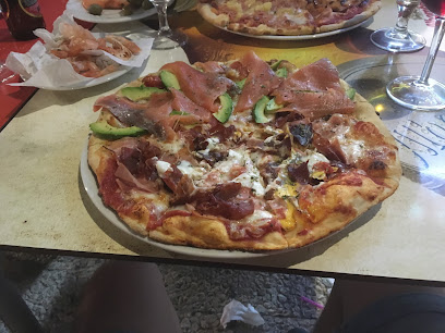 Pizza Lara (Cazorla) - Pl. de Andalucía, 7, 23470 Cazorla, Jaén, Spain