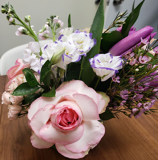 Florist «Lexis Florist», reviews and photos, 6102 Skyline Dr a, Houston, TX 77057, USA