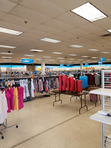 Clothing Store «Ross Dress for Less», reviews and photos, 13065 Lee Jackson Memorial Hwy, Fairfax, VA 22033, USA