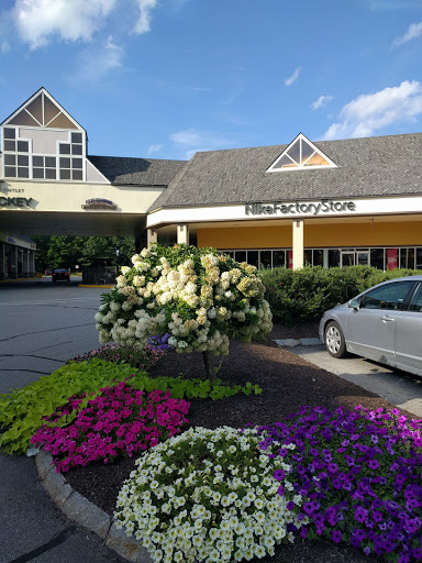 Outlet Mall «Tanger Outlet Tilton», reviews and photos, 120 Laconia Rd, Tilton, NH 03276, USA