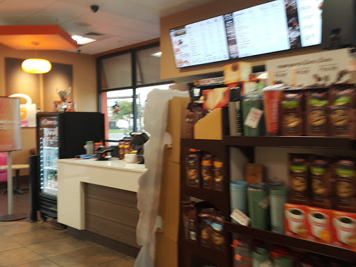 Dessert Restaurant «Dunkin Donuts Baskin Robbins», reviews and photos, 2888 W US Hwy 90 #101, Lake City, FL 32055, USA