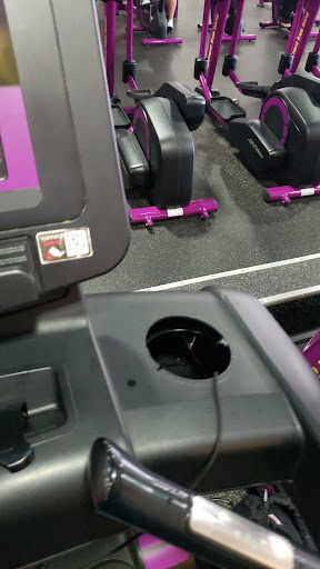 Gym «Planet Fitness», reviews and photos, 1257 Jefferson Davis Hwy, Fredericksburg, VA 22401, USA