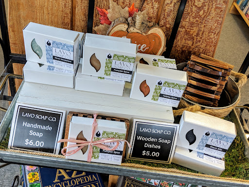 Used Book Store «3rd Street Book Exchange», reviews and photos, 1615 3rd St, Marysville, WA 98270, USA