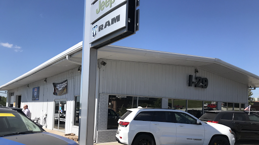 Laukemper Chrysler Dodge Jeep Ram, 1011 State St, Mound City, MO 64470, Chrysler Dealer