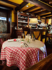 Atmosphère du Restaurant de spécialités alsaciennes Caveau Morakopf à Niedermorschwihr - n°14