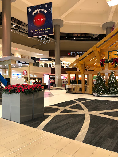 Shopping Mall «Ridgedale Center», reviews and photos, 12401 Wayzata Blvd, Minnetonka, MN 55305, USA