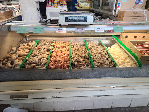 Produce Market «Sweet Auburn Curb Market», reviews and photos, 209 Edgewood Ave SE, Atlanta, GA 30303, USA