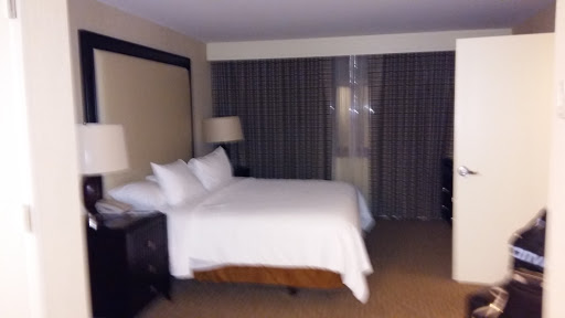 Hotel «Embassy Suites by Hilton Boston/Waltham», reviews and photos, 550 Winter St, Waltham, MA 02451, USA