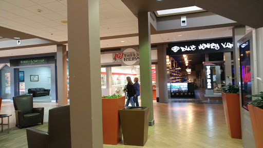 Shopping Mall «Greenbrier Mall», reviews and photos, 1401 Greenbrier Pkwy, Chesapeake, VA 23320, USA