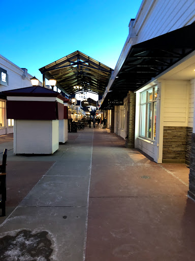 Clothing Store «Under Armour Factory House», reviews and photos, 80 Premium Outlets Blvd #507, Merrimack, NH 03054, USA