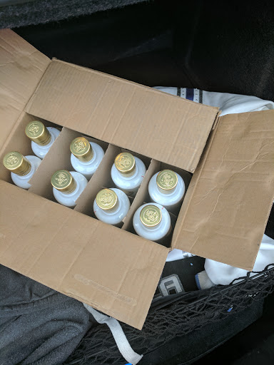 State Liquor Store «Liquor Barn», reviews and photos, 8170 W Golf Rd, Niles, IL 60714, USA