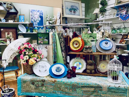 Thrift Store «American Cancer Society Discovery Shop», reviews and photos, 2004 W Bullard Ave, Fresno, CA 93711, USA