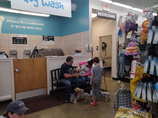 Pet Supply Store «Pet Supplies Plus», reviews and photos, 209 Towne Dr, Elizabethtown, KY 42701, USA