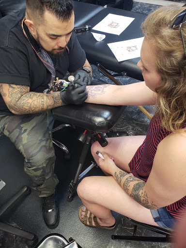 Tattoo Shop «Diamond Tattoos», reviews and photos, 7870 Culebra Rd #23, San Antonio, TX 78251, USA