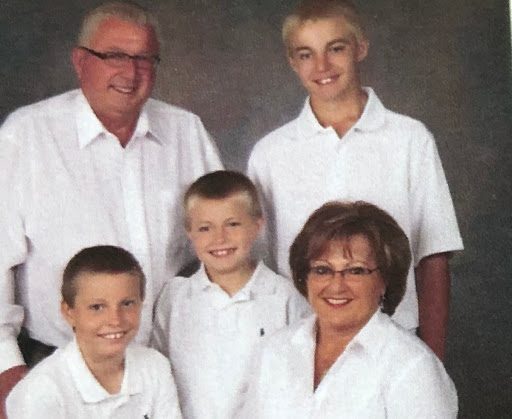 Used Car Dealer «J.H. Barkau & Sons», reviews and photos, 1102 E South St, Freeport, IL 61032, USA