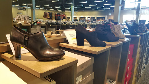 DSW Designer Shoe Warehouse