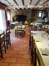 Atmosphère du Restaurant Espace nature de Sabatoux à Montusclat - n°4