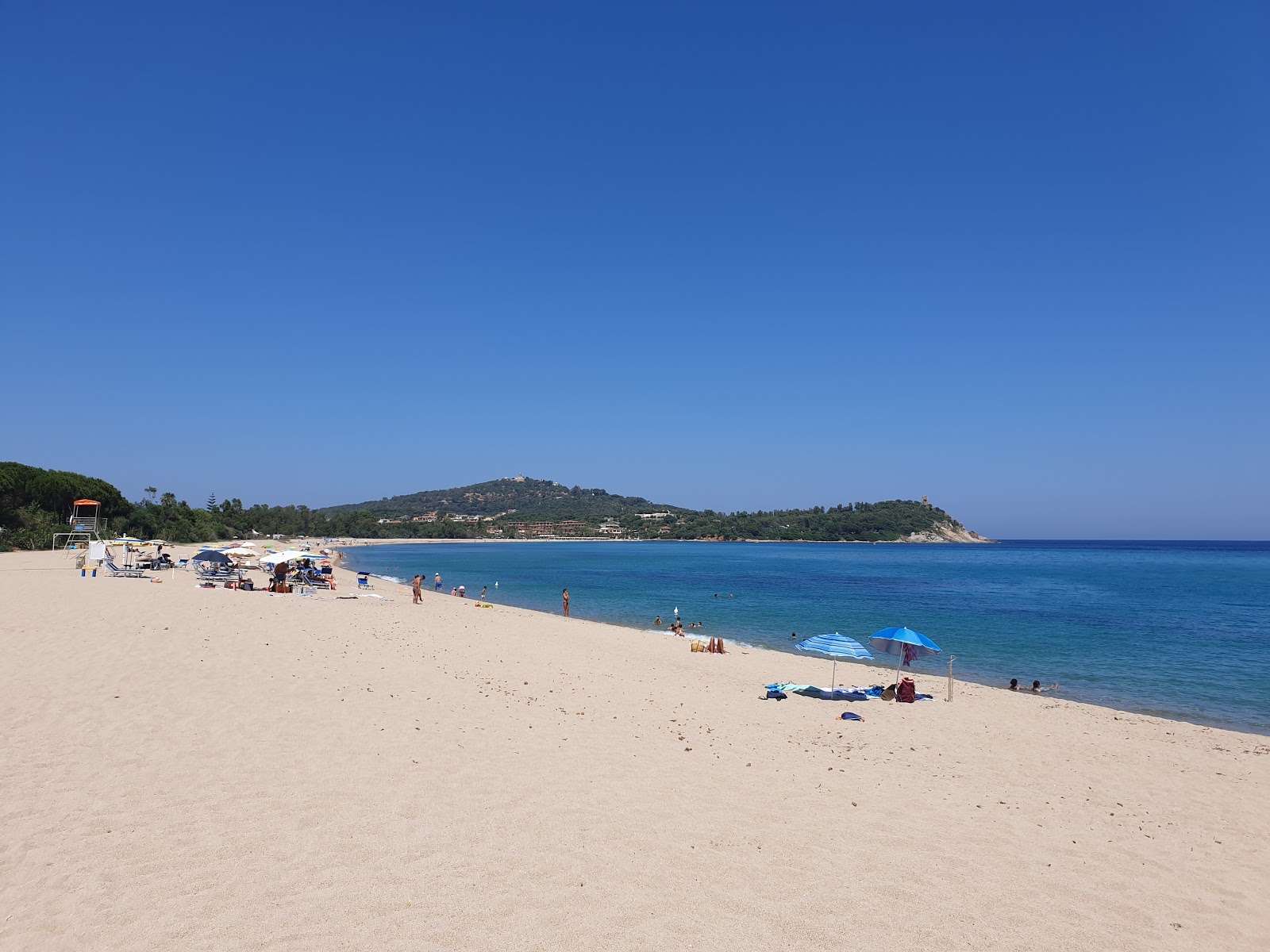 Foto de Spiaggia di Basaura con guijarro fino claro superficie