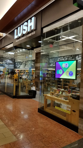 Cosmetics Store «Lush Cosmetics», reviews and photos, 2002 Annapolis Mall Rd, Annapolis, MD 21401, USA