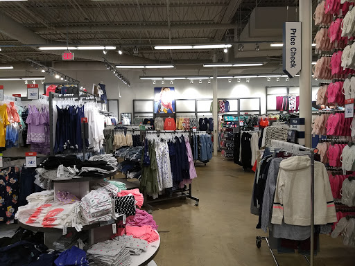 Clothing Store «Old Navy», reviews and photos, 697 Hillside Avenue, New Hyde Park, NY 11040, USA