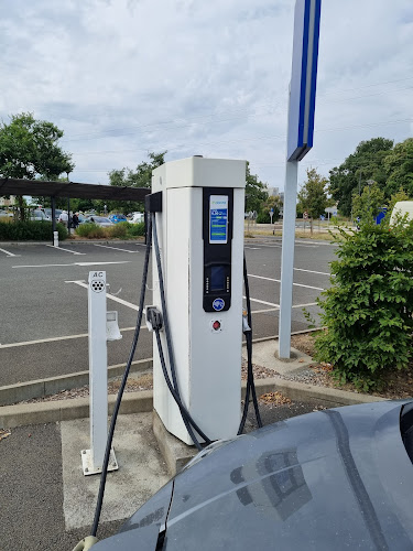 Borne de recharge de véhicules électriques Electric 55 Station de recharge Verrières-en-Anjou