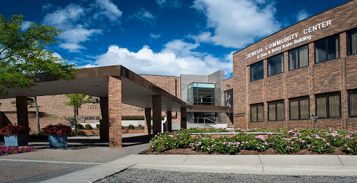Community Center «Jewish Community Center of Metropolitan Detroit», reviews and photos, 6600 W Maple Rd, West Bloomfield Township, MI 48322, USA
