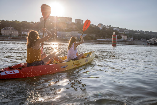 Adult paddle school in Lyon