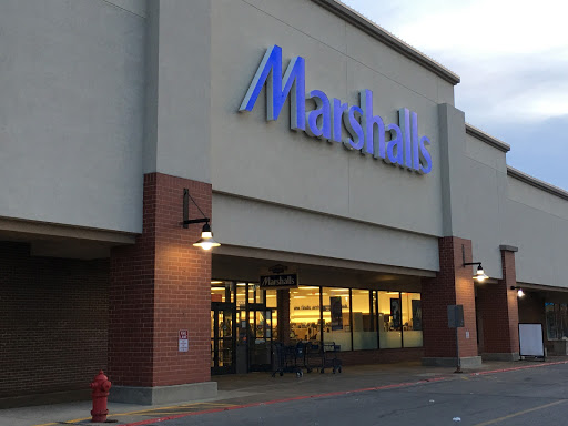Marshalls, 1220 Winston Plaza, Melrose Park, IL 60160, USA, 