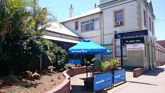 Zeebras Restaurant & Cafe 100 Barker St, Casino NSW 2470, Australia