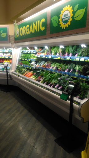 Grocery Store «Vons», reviews and photos, 8949 N Cedar Ave, Fresno, CA 93720, USA