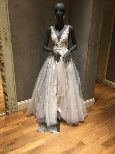 Bridal Shop «BHLDN», reviews and photos, 4056 Westheimer Rd, Houston, TX 77027, USA