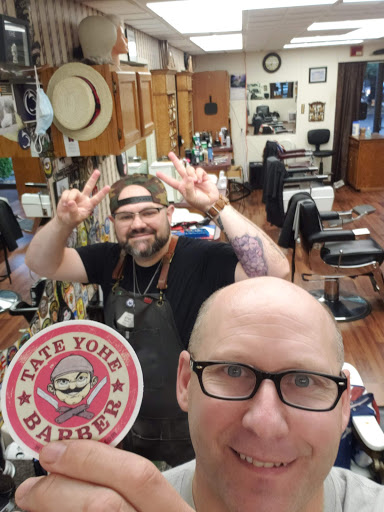 Barber Shop «Comb & Scissors Barber Shop», reviews and photos, 219 E Main St, Mechanicsburg, PA 17055, USA