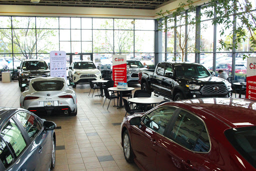 Car Dealer «Don Jacobs Toyota», reviews and photos, 5727 S 27th St, Milwaukee, WI 53221, USA