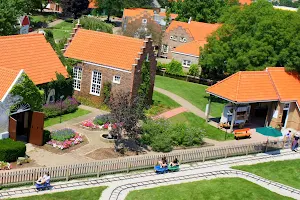 Nelis' Dutch Village image