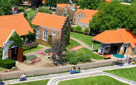Nelis' Dutch Village image
