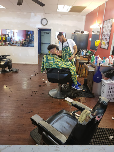 Barber Shop «Freestyle Barber Shop», reviews and photos, 1037 N Girls School Rd, Indianapolis, IN 46214, USA