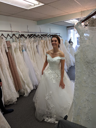 Bridal Shop «Adore Bridal Consignment Boutique», reviews and photos, 33720 9th Ave S #11, Federal Way, WA 98003, USA