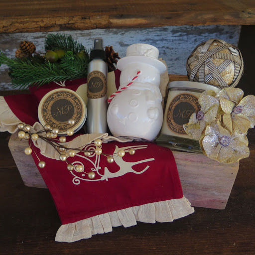 Home Goods Store «Monica Potter Home», reviews and photos, 12724 OH-88, Garrettsville, OH 44231, USA