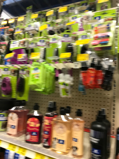 Pet Supply Store «PetSmart», reviews and photos, 3439 Princeton Rd, Hamilton, OH 45011, USA
